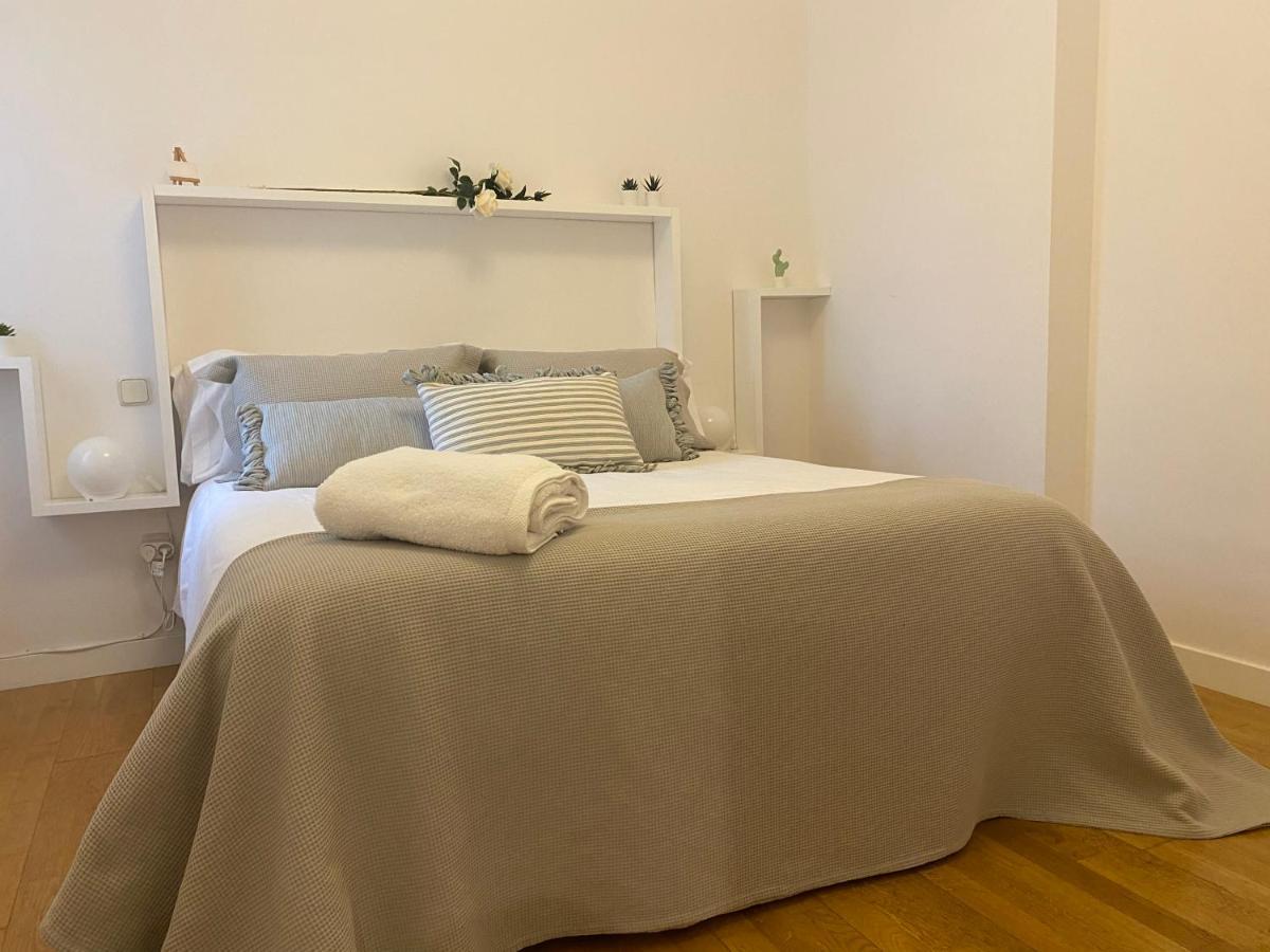 Apartamento Vicario トレド エクステリア 写真